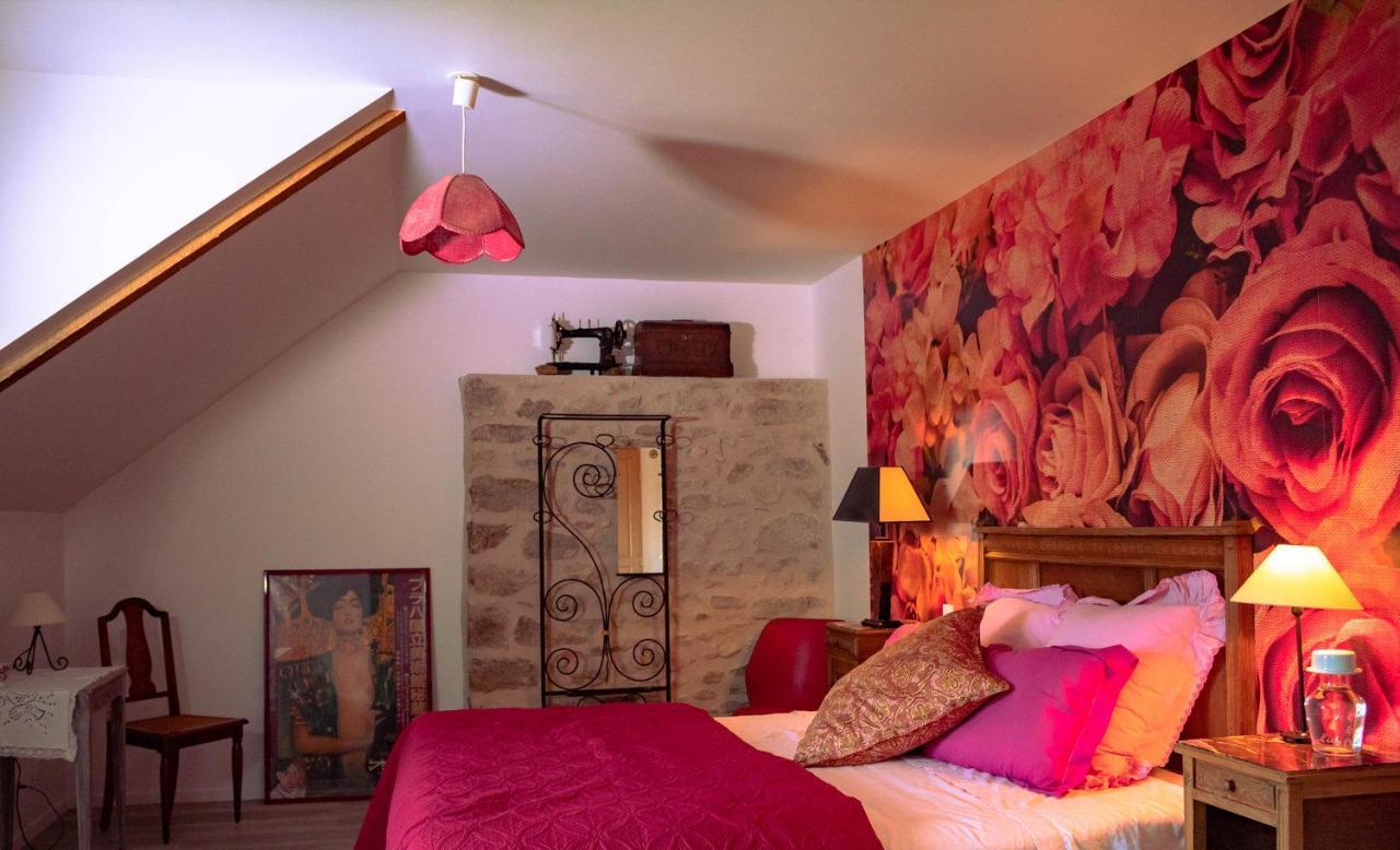 Bed and Breakfast Les Jardins De Nanine Lapleau Exterior foto